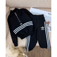 طقم بناتي ناعم 3017964