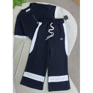 طقم بناتي ناعم 3016868