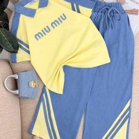 طقم بناتي ناعم 3017048