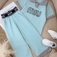 طقم بناتي ناعم 3017308
