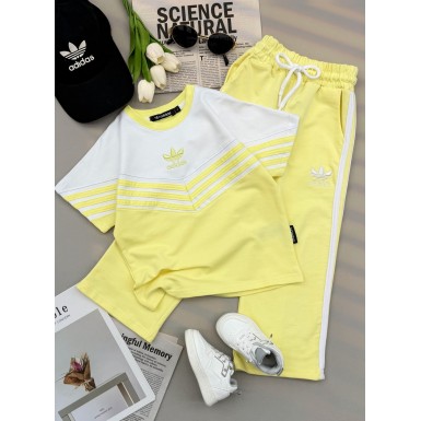 طقم بناتي ناعم 3017378