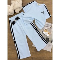طقم بناتي ناعم 3017419