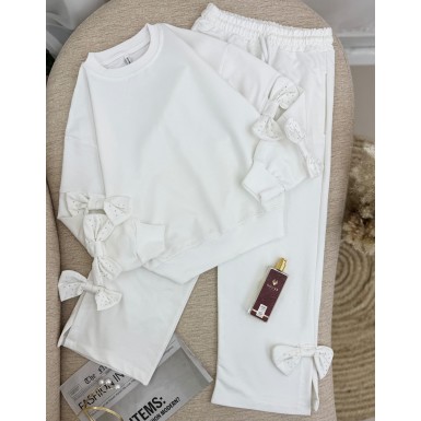 طقم بناتي ناعم 3017592 طقم بناتي ناعم 3017592