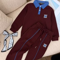 طقم بناتي ناعم 3017740