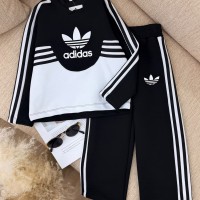 طقم بناتي ناعم 3017902