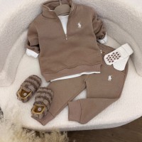 طقم بيبي مميز 3017913