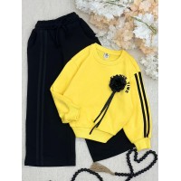 طقم بناتي ناعم 3014764