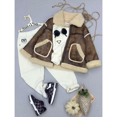 طقم ولادي أنيق 3015420