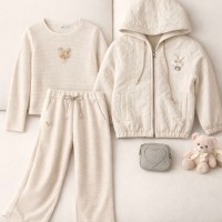 طقم بناتي ناعم 3015494