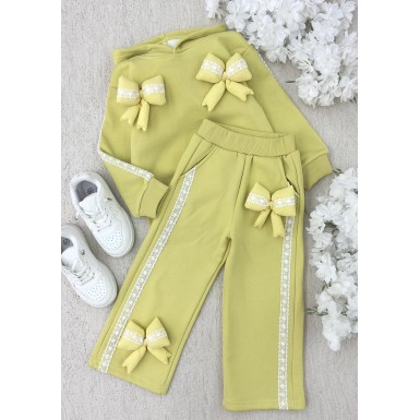 طقم بناتي ناعم 3015534