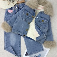 طقم بناتي ناعم 3015543