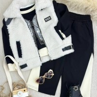 طقم بناتي ناعم 3015586