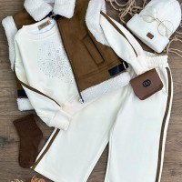 طقم بناتي ناعم 3015584