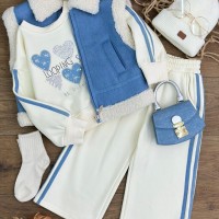 طقم بناتي ناعم 3015583