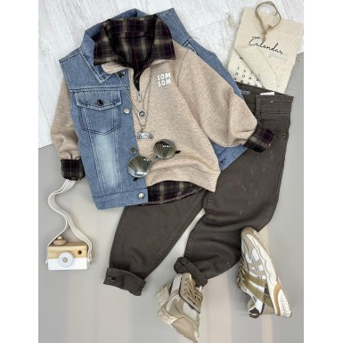 طقم ولادي أنيق 3015683