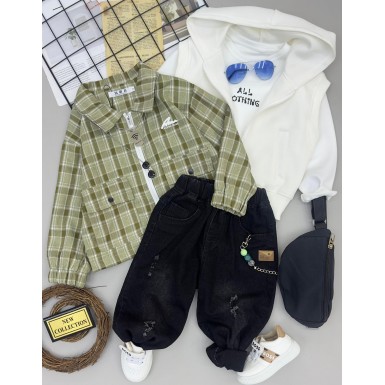 طقم ولادي أنيق 3015935