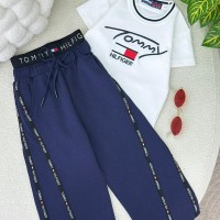 طقم بناتي ناعم 3016719