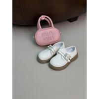 حذاء بناتي مميز 2015749