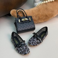 حذاء بناتي مميز 2015754