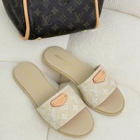 سليبر نسائي ناعم 2015755