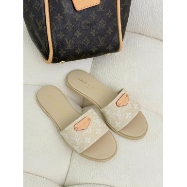 سليبر نسائي ناعم 2015755