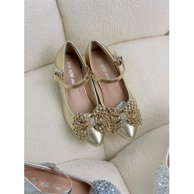 حذاء بناتي مميز 2015803