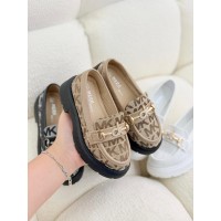 حذاء نسائي ناعم 2015828