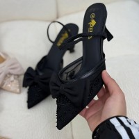 صندل نسائي ناعم 2015824