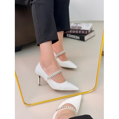 كعب نسائي ناعم 2015865