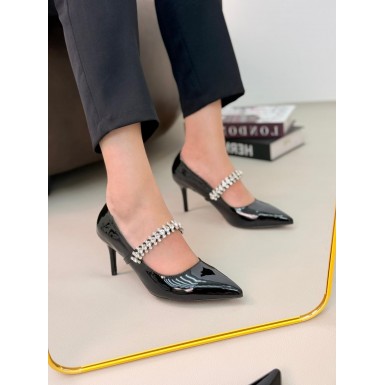 كعب نسائي ناعم 2015864