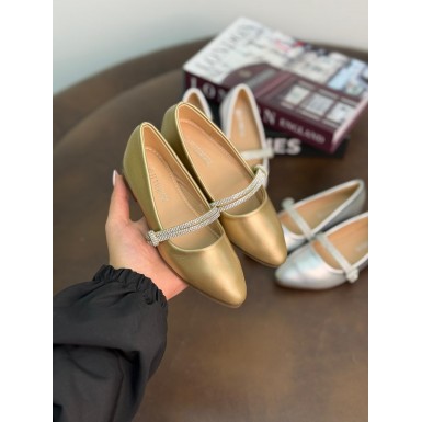 حذاء بناتي مميز 2015875