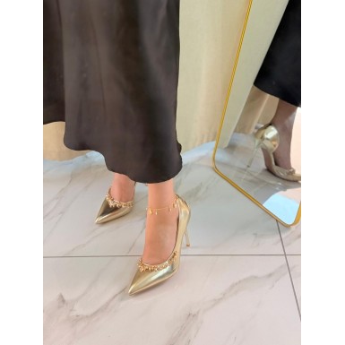 كعب نسائي ناعم 2015876