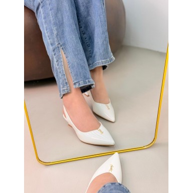 صندل نسائي ناعم 2015885 صندل نسائي ناعم 2015885