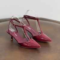 صندل نسائي ناعم 2015967