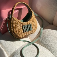 حقيبة نسائية مميزه 2016112