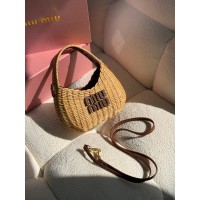 حقيبة نسائية مميزه 2016113