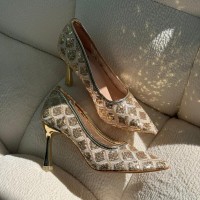 كعب نسائي ناعم 2016152