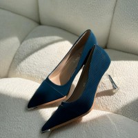 كعب نسائي ناعم 2016173