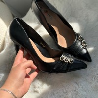 كعب نسائي ناعم 2016188