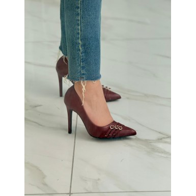 كعب نسائي ناعم 2016187