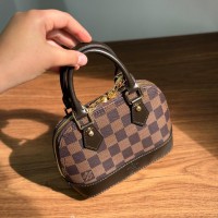 حقيبة نسائية مميزه 2016354 حقيبة نسائية مميزه 2016354