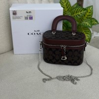حقيبة نسائية مميزه 2016880 حقيبة نسائية مميزه 2016880