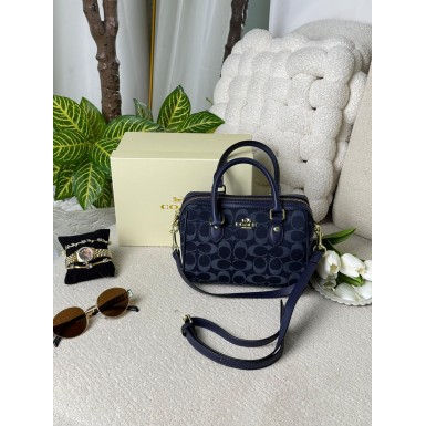 حقيبة نسائية مميزه 2017289 حقيبة نسائية مميزه 2017289