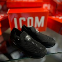 حذاء ولادي محير مميز 2014916