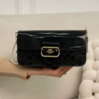 حقيبة نسائية مميزه 2014934