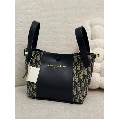 حقيبة نسائية مميزه 2014931