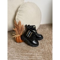 حذاء ولادي مميز 2014949