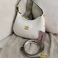 حقيبة نسائية مميزه 2015082