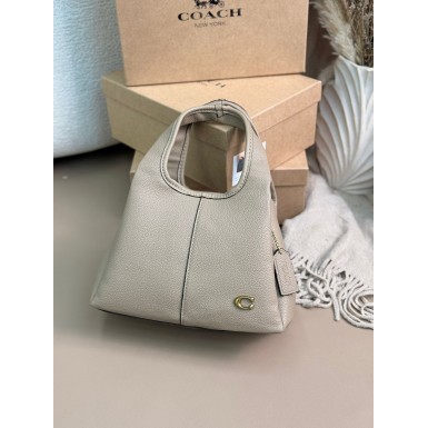 حقيبة نسائية مميزه 2015081