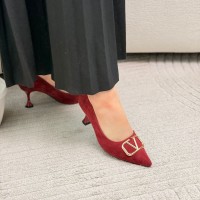 كعب نسائي ناعم 2015095